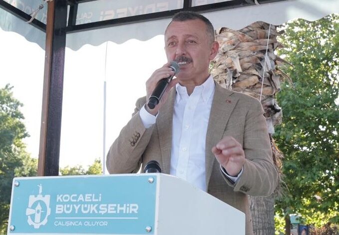 Dr. Sadık Ahmet Anıtı İzmit’te açıldı
