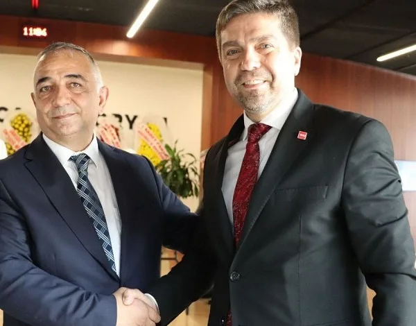 CHP Kocaeli’de yeni il başkanını seçti Cumhuriyet Halk Partisi (CHP) Kocaeli İl Başkanlığı Kongresi, bugün Kocaeli Kongre Merkezi’nde gerçekleştirildi.