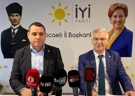 İYİ Partili Zekeriya Özak, Kocaeli Büyükşehir Belediye Başkanlığı için aday adaylık başvurusu yaptı.