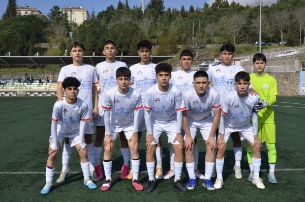 U15 Futbol Takımı şampiyonluğa oynuyor