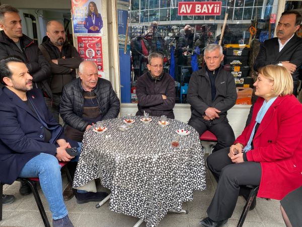 Hürriyet Kadıköy esnafını ziyaret etti 