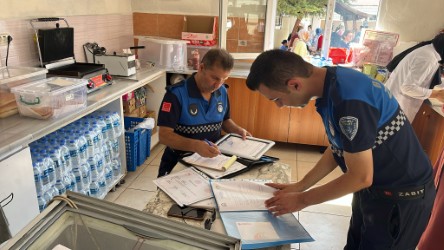 kocaeli büyükşehir zabıtası denetliyor