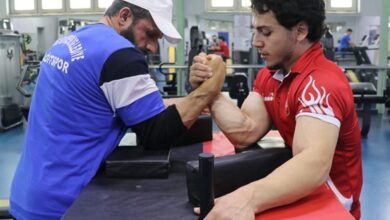 İsrail bayrağına düğüm atan sporcuyu tebrik etti