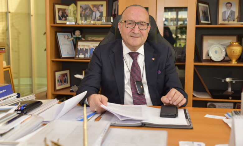 AYHAN ZEYTİNOĞLU