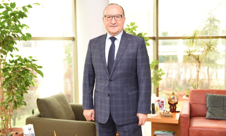 AYHAN ZEYTİNOĞLU