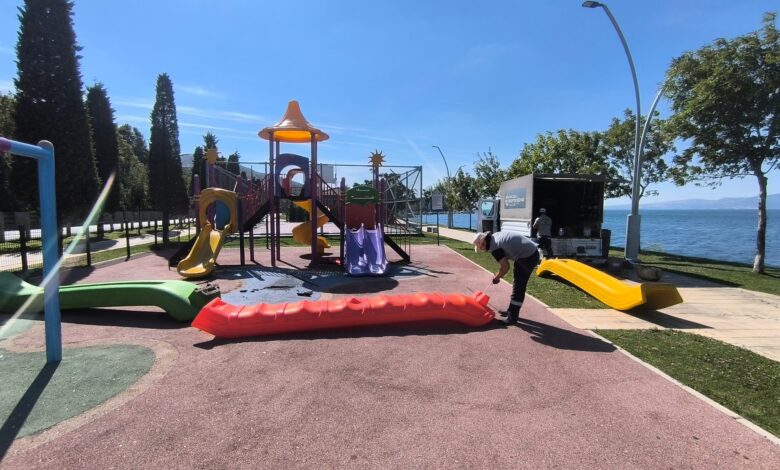 Büyükşehir'den çocuklara güvenli oyun alanları