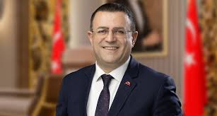 Derince Belediye Başkanı Av. Sertif Gökçe,