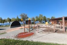 Karamürsel Ereğli Aktif Park'ın zemini yenilendi