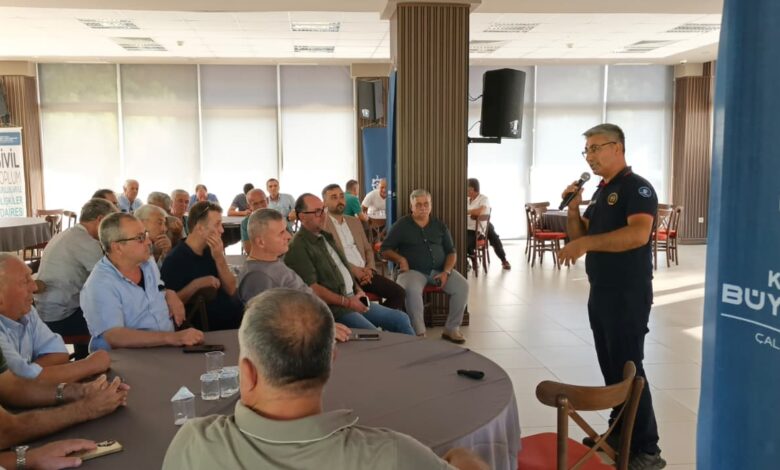 Kocaeli'de muhtarlara üç boyutlu eğitim