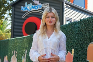 Saraçoğlu, Okula uyum sadece okulda değil, evde de başlar dedi.Saraçoğlu, Okula uyum sadece okulda değil, evde de başlar dedi.