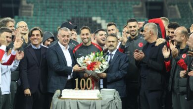 Tarihi maç öncesi Milli Takıma morel verdiler
