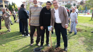 Bir Fidan Güzel Gelecek