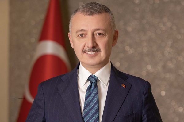 Kocaeli Büyükşehir Belediye Başkanı Doç. Dr. Tahir Büyükakın