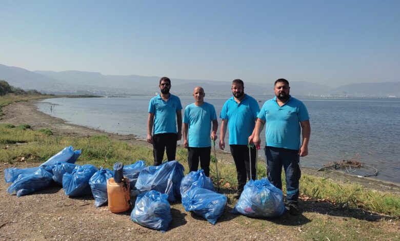 Kocaeli'de sahil temizliği Mavi Takım'dan sorulur