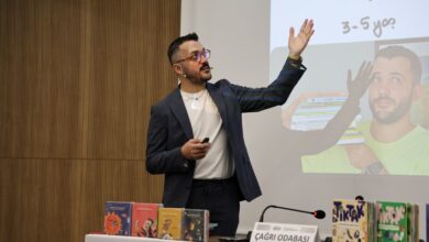 Yerel yazar ve şairler fuarda sahneye çıktı