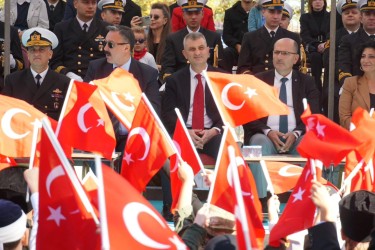 Cumhuriyet’in 102. Yılı Gölcük’te Törenle Kutladı