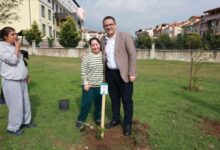 Bir Fidan Güzel Gelecek