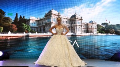 Evlilik Fuarı'nda gelinlik defilesi