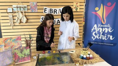 Anne Şehir'de dopdolu, rengârenk bir ara tatil