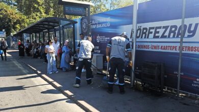 Büyükşehir'le duraklar temiz ve bakımlı