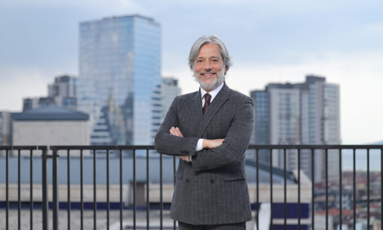 Cantekin Dinçerler,