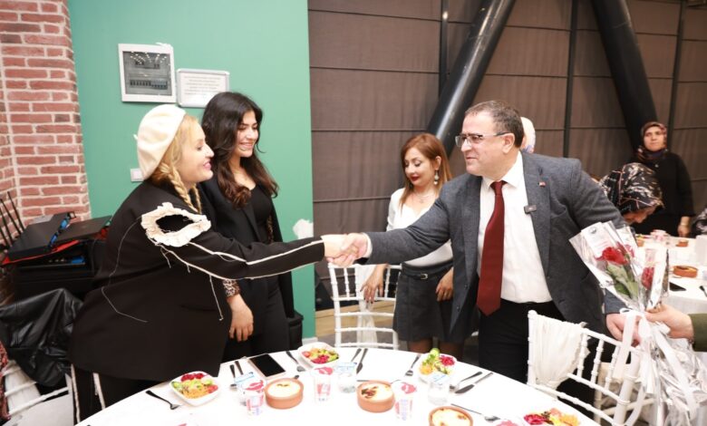 Derince’de Öğretmenler Günü Coşkusu