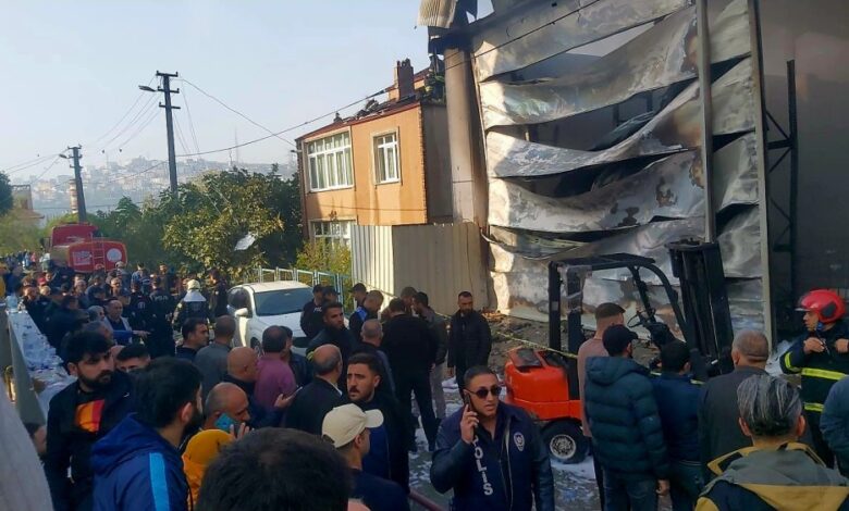 Dilovası’nda Parfüm Deposunda Yangın