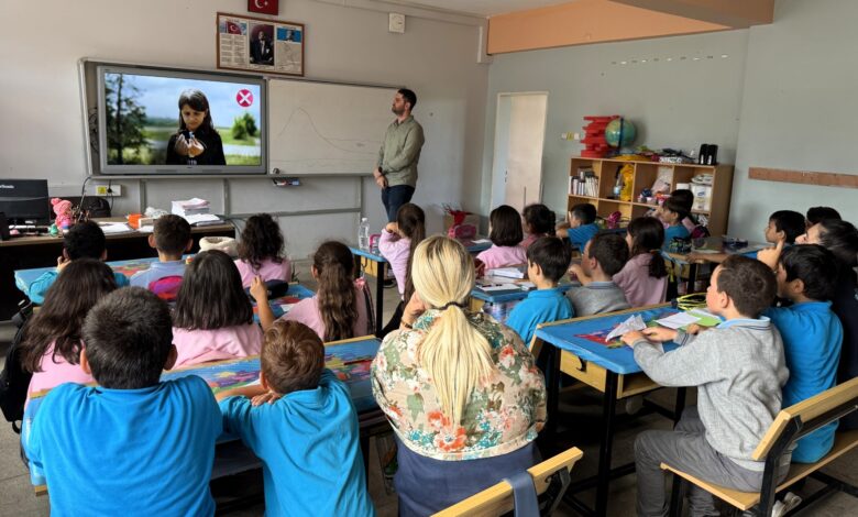 Kocaeli'de atıklar sanata dönüştü