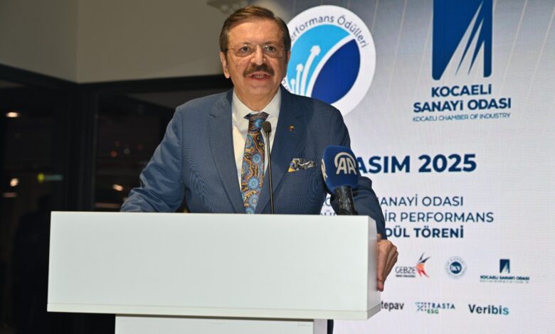 RİFAT HİSARCIKLIOĞLU