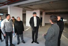 Kartepe Belediye Başkanı Av. M. Mustafa Kocaman, Fatih Sultan Mehmet Mahallesi’nde yapımına başlanan Aile Sağlık Merkezi’nde incelemelerde bulundu.