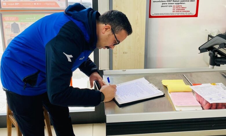 Gölcük Zabıtası Tarihi Geçmiş Ürünlere El Koydu