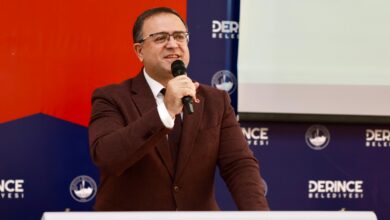 Derince Belediyesi’nin 3 Aralık Dünya Engelliler Günü’nde düzenlediği programda EYDEM kursiyerleri birbirinden renkli gösterilere imza attı