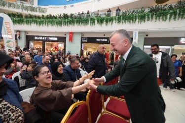 Kocaeli Büyükşehir Belediye Başkanı Tahir Büyükakın,
