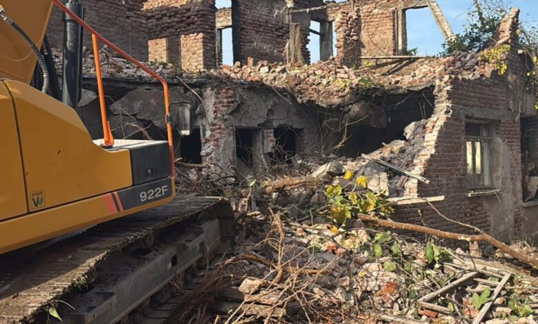 Gölcük Riskli Yapılar Temizleniyor