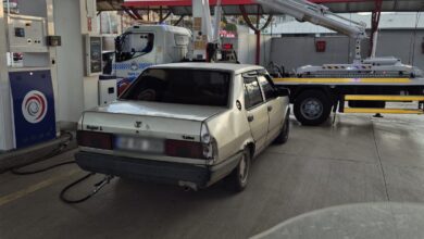 Büyükşehir Zabıtası yolda bırakmadı