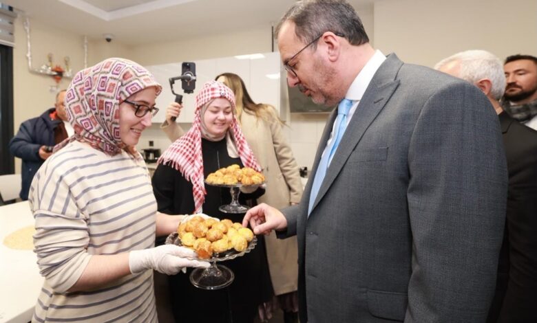 Büyükşehir'in örnek merkezi Gonca'ya TBMM'den övgü geldi