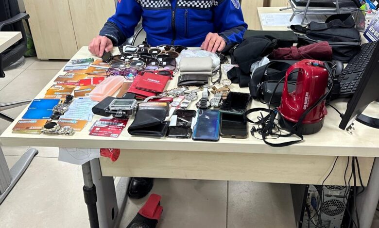 Unutulan eşyalar Büyükşehir Zabıtası ile güvende (