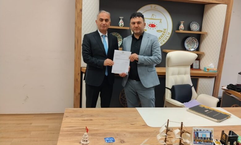 Erkan Vural, Mazbatasını İlçe Seçim Kurulu’ndan Teslim Aldı