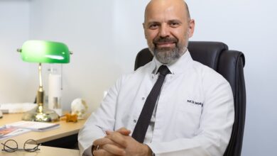 Akıllı telefonlar boyun fıtığı sebebi