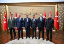 Bakan Kacır’dan Büyükşehir’e ziyaret