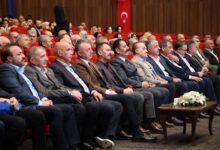 Büyükakın 1001 Hatim’de Erzurumlularla buluştu