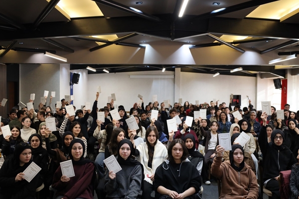 Büyükşehir okuma programına yoğun ilgi