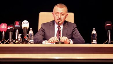 Büyükakın, CHP’nin “hayır” oyuna şaşırdı